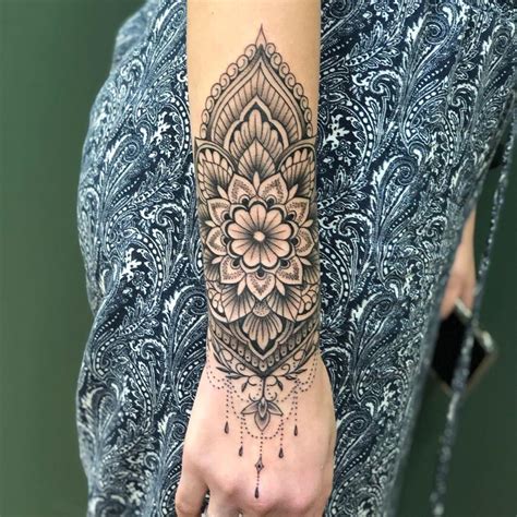 Pinterest tattoo mandala